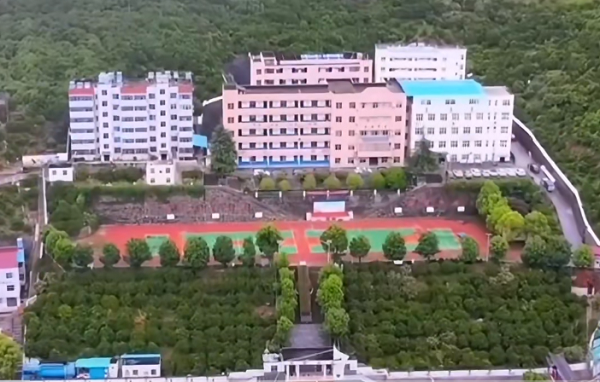 泄滩中学初级中学智慧化食堂建设项目